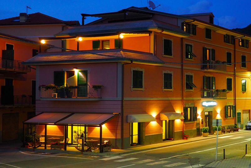 Hotel La Marina Deiva Marina