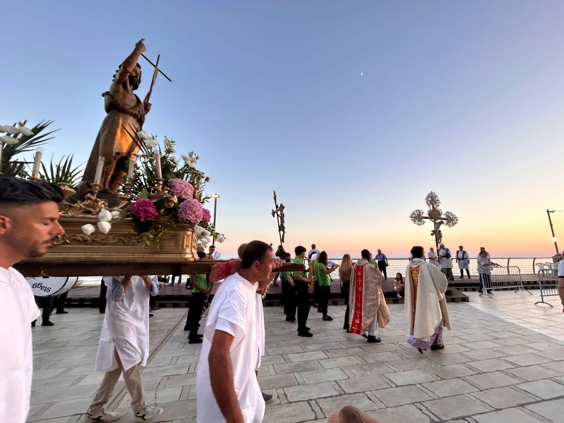 Foto  Festa San Giovanni Battista, Processione, Santa Messa e Spettacolo Pirotecnico 